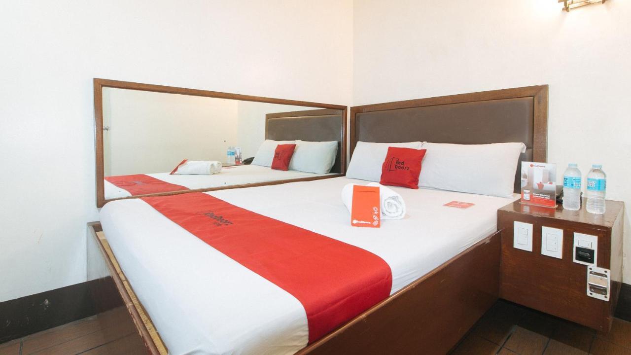 Reddoorz @ Riches Holiday Hotel Avenida Manila Exterior photo